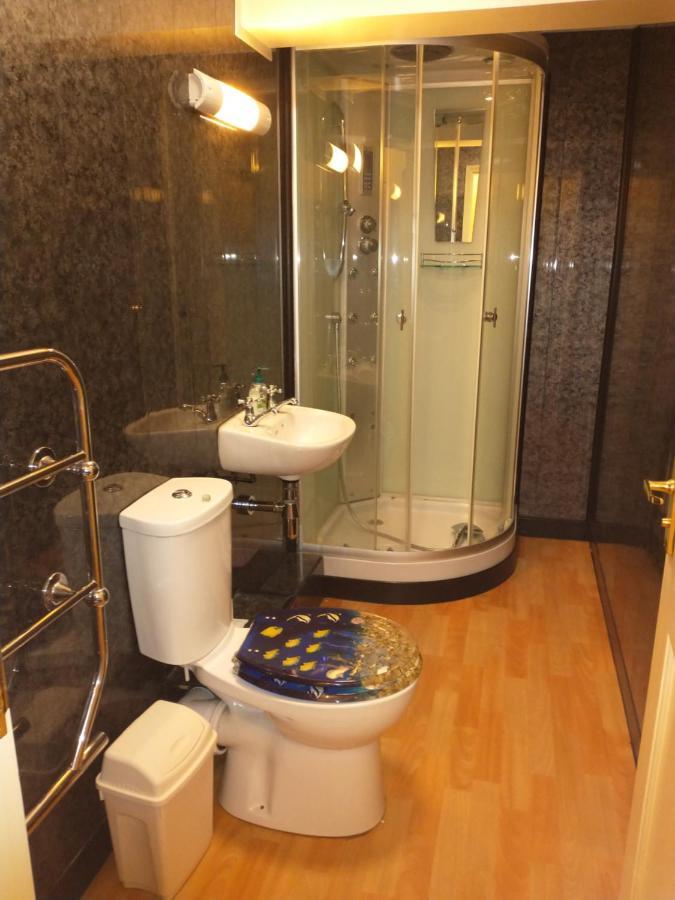 The Arlington Hotel Hele Екстериор снимка